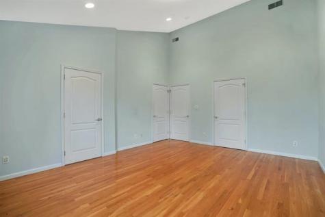 5 Hops Commons Court Secaucus NJ 07094