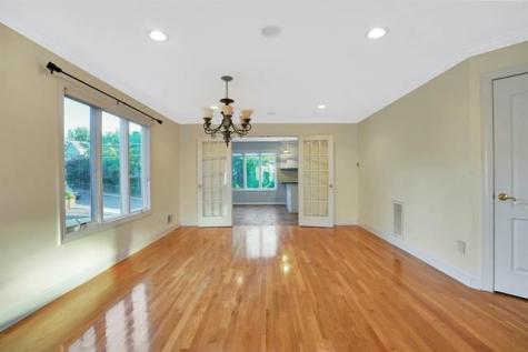 5 Hops Commons Court Secaucus NJ 07094