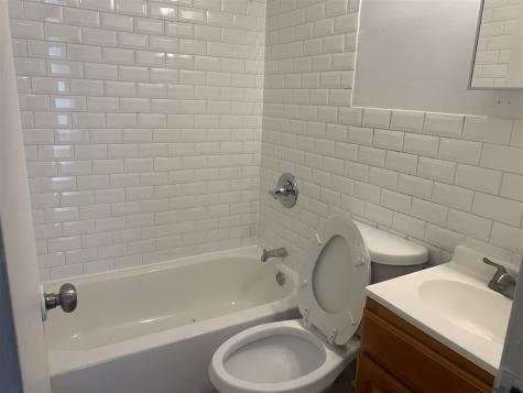 64 Tuers Avenue Jersey City NJ 07306-3267