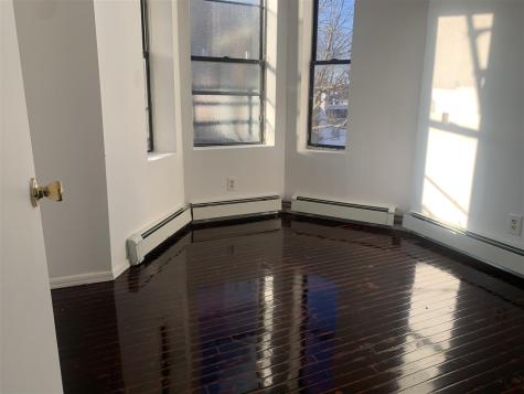 64 Tuers Avenue Jersey City NJ 07306-3267
