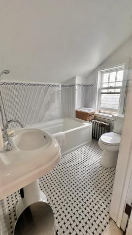 100 Hauxhurst Avenue Weehawken NJ 07086