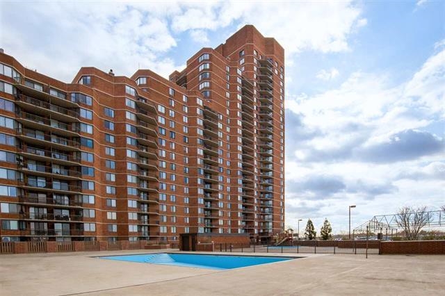 616 Harmon Cove Tower Secaucus NJ 07094