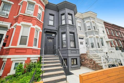 62.5 Oak Street Jersey City NJ 07304