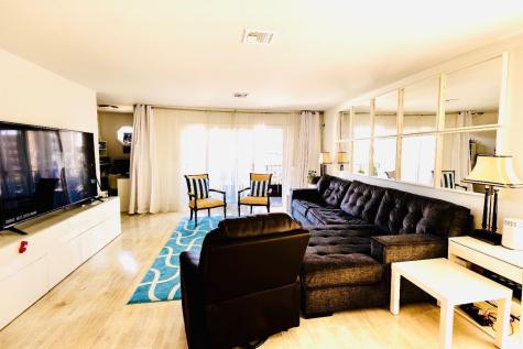 67 71st Street Guttenberg NJ 07093