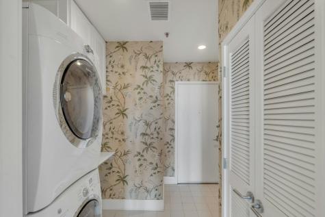 1025 Maxwell Lane Hoboken NJ 07030
