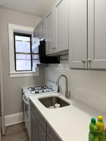821 Bergen Avenue Jersey City NJ 07306