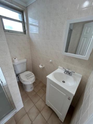 126 West 31st Street Bayonne NJ 07002-4221