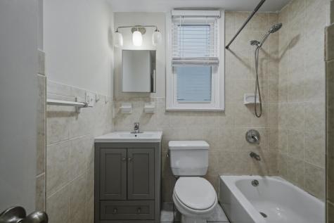 16 Vreeland Terrace Jersey City NJ 07305