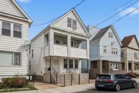 16 Vreeland Terrace Jersey City NJ 07305