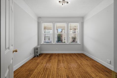 16 Vreeland Terrace Jersey City NJ 07305