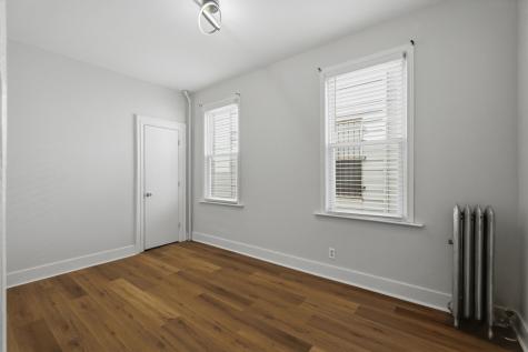 16 Vreeland Terrace Jersey City NJ 07305