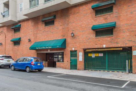 318 54th Street West New York NJ 07093