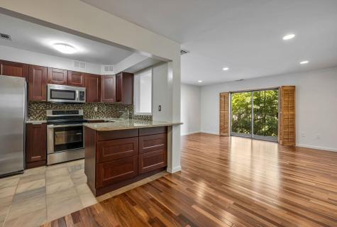 6409 Liberty Avenue North Bergen NJ 07047