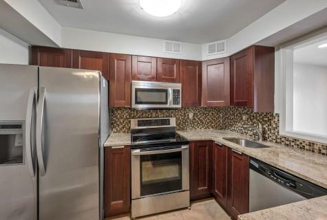 6409 Liberty Avenue North Bergen NJ 07047