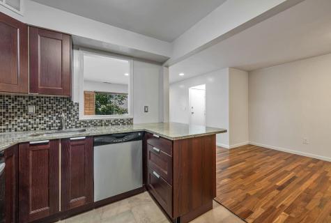 6409 Liberty Avenue North Bergen NJ 07047