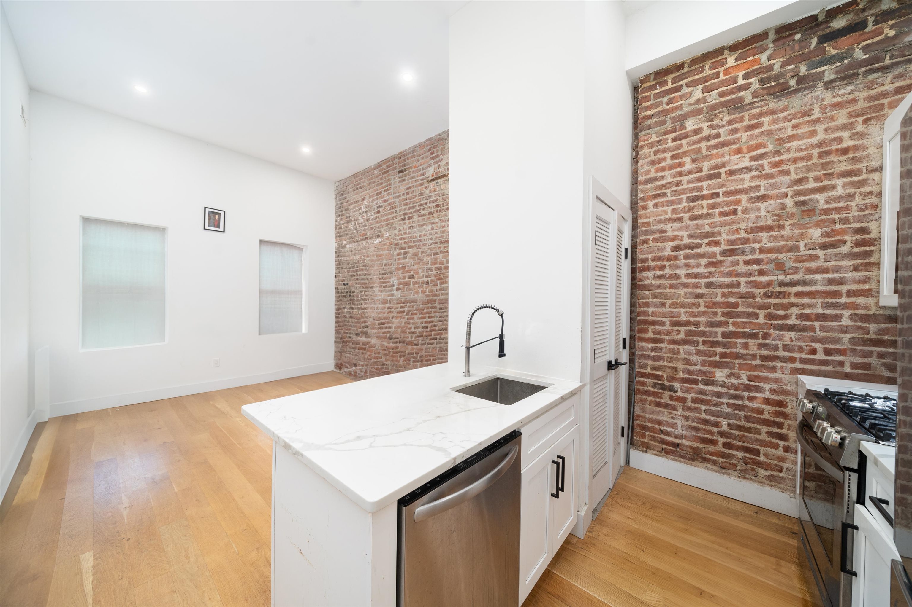25 Corbin Avenue Jersey City NJ 07306