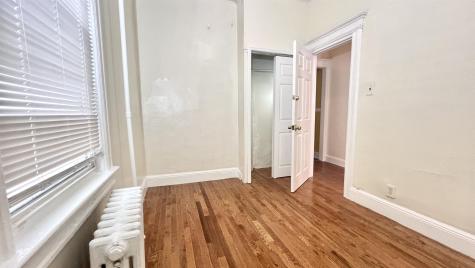 212 Wilkinson Avenue Jersey City NJ 07305