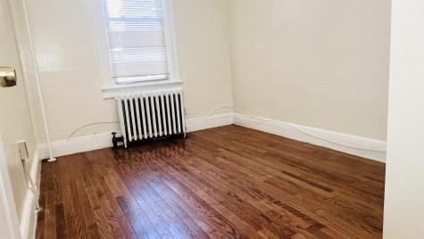 212 Wilkinson Avenue Jersey City NJ 07305