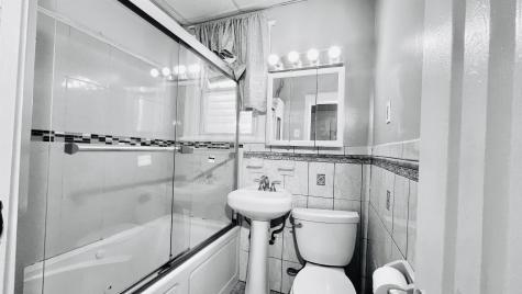 212 Wilkinson Avenue Jersey City NJ 07305