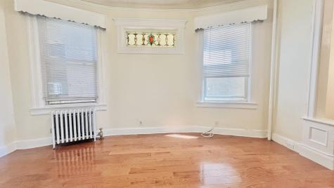 212 Wilkinson Avenue Jersey City NJ 07305