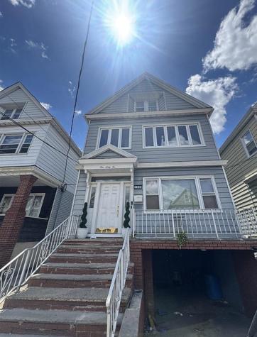 162 West 9th Street Bayonne NJ 07002