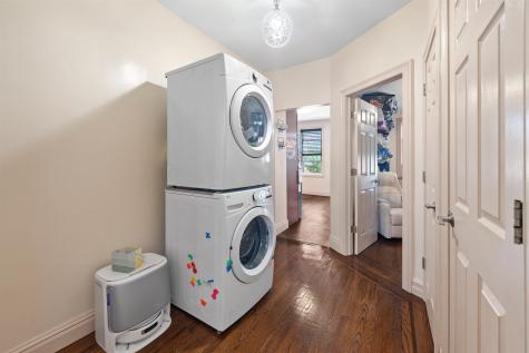 13 West 27th Street Bayonne NJ 07002
