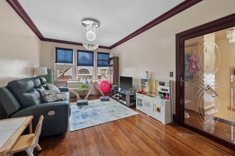13 West 27th Street Bayonne NJ 07002