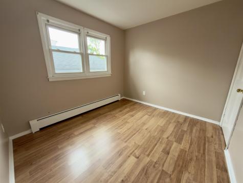215 Seaview Avenue Jersey City NJ 07305