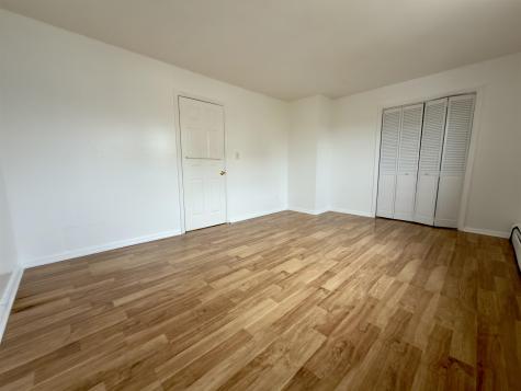 215 Seaview Avenue Jersey City NJ 07305