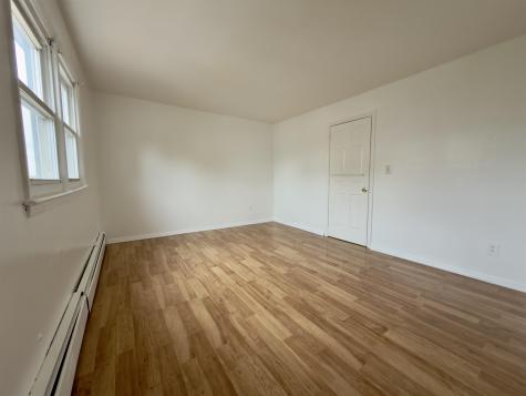 215 Seaview Avenue Jersey City NJ 07305