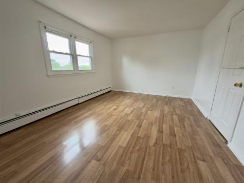 215 Seaview Avenue Jersey City NJ 07305