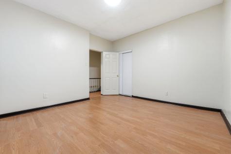 86 Seaview Avenue Jersey City NJ 07305-0000