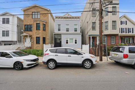 86 Seaview Avenue Jersey City NJ 07305-0000