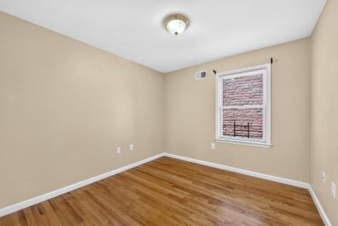 43 Manhattan Avenue Jersey City NJ 07307