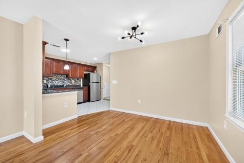 43 Manhattan Avenue Jersey City NJ 07307
