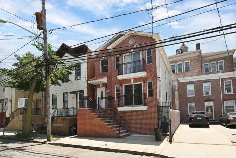 43 Manhattan Avenue Jersey City NJ 07307