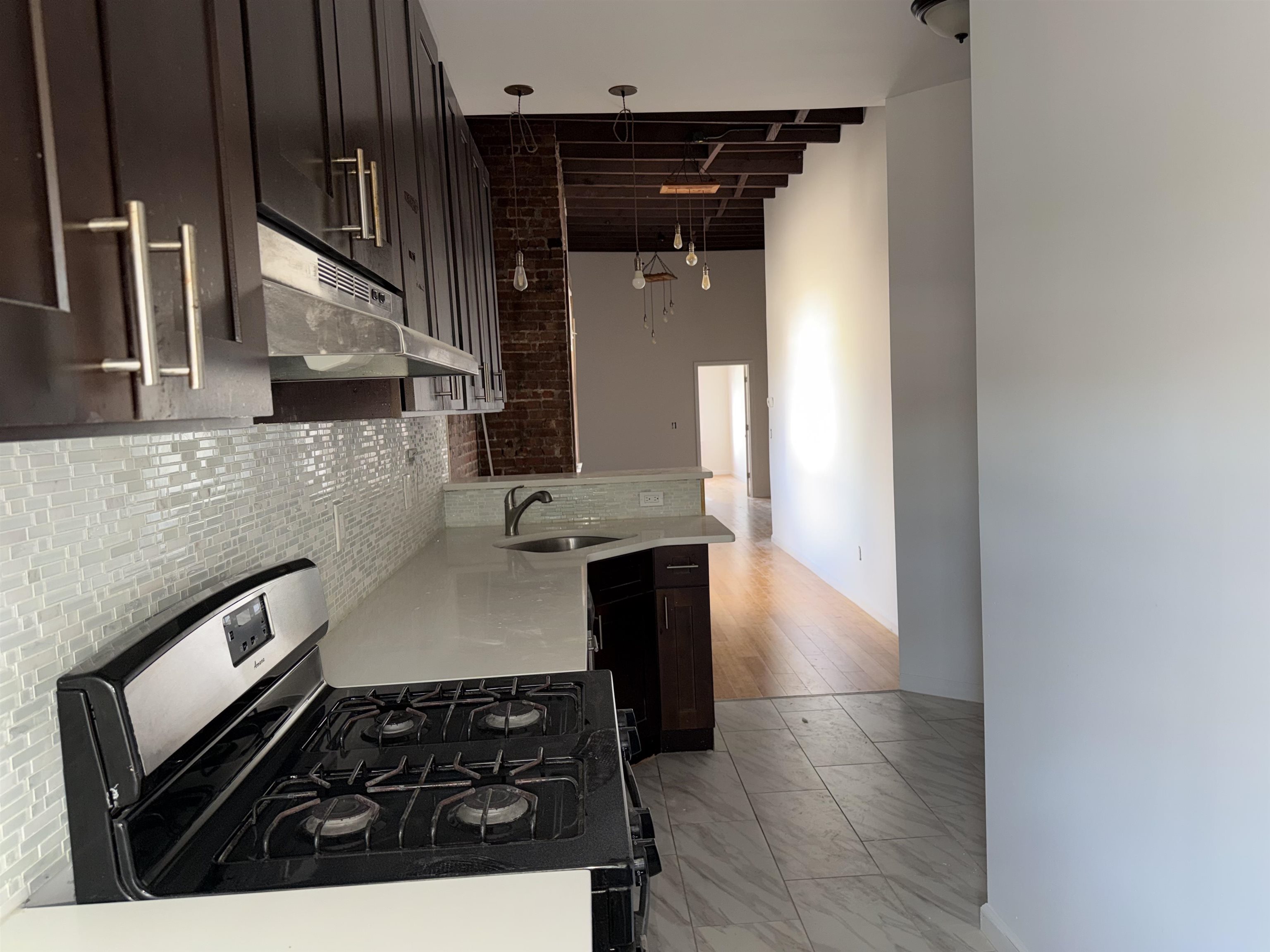 2709 Bergenline Avenue Union City NJ 07087