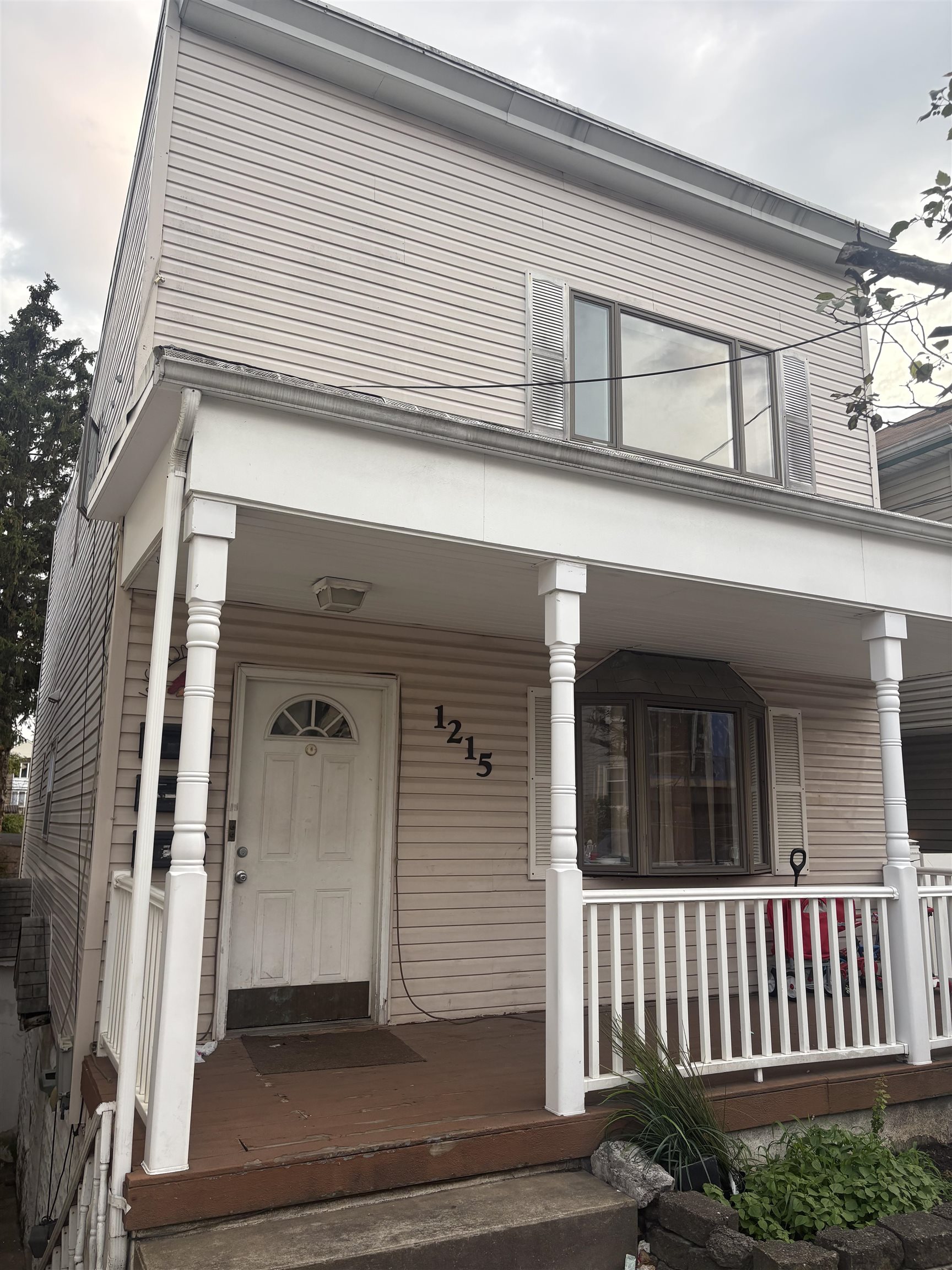 1215 6th Street North Bergen NJ 07047