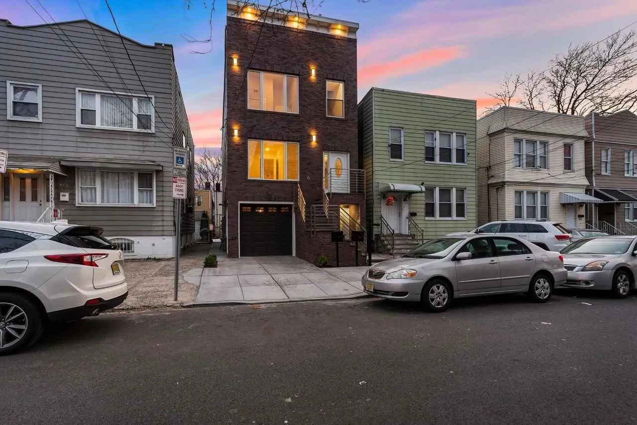 379 Ege Avenue Jersey City NJ 07304