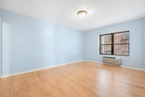 8915 Bergenwood Avenue North Bergen NJ 07047