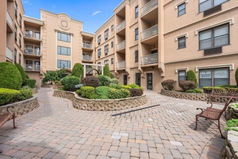 8915 Bergenwood Avenue North Bergen NJ 07047