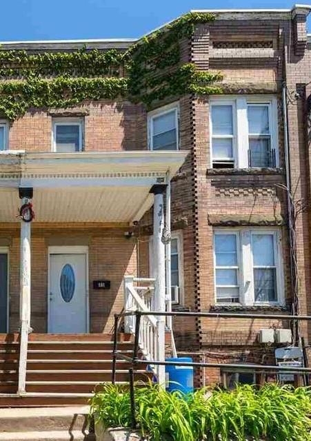 35 West 47th Street Bayonne NJ 07002