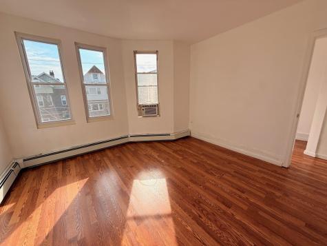35 West 47th Street Bayonne NJ 07002