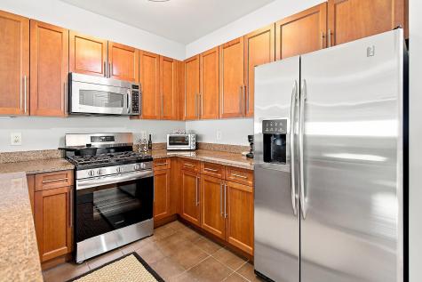 15 Enterprise Court Jersey City NJ 07305