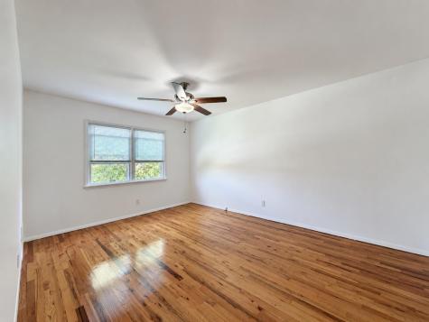 16 Briarwood Road Bayonne NJ 07305