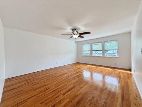 16 Briarwood Road Bayonne NJ 07305