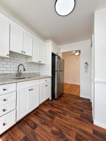 16 Briarwood Road Bayonne NJ 07305
