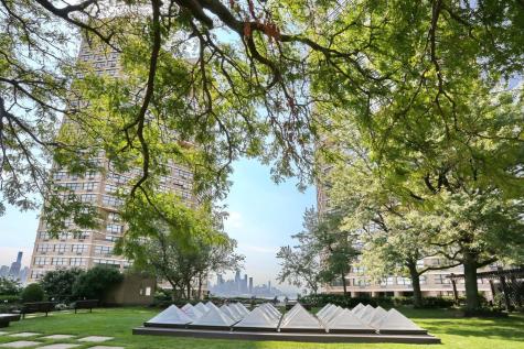 7002 Boulevard East Guttenberg NJ 07093