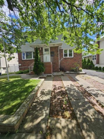 360 New York Avenue Lyndhurst NJ 07071