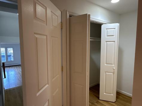 8913 Riverside Place North Bergen NJ 07047